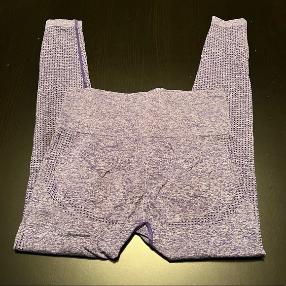 Purple High Waisted Leggings with Butt Lifting Support, Size Medium - Picture 6 of 6